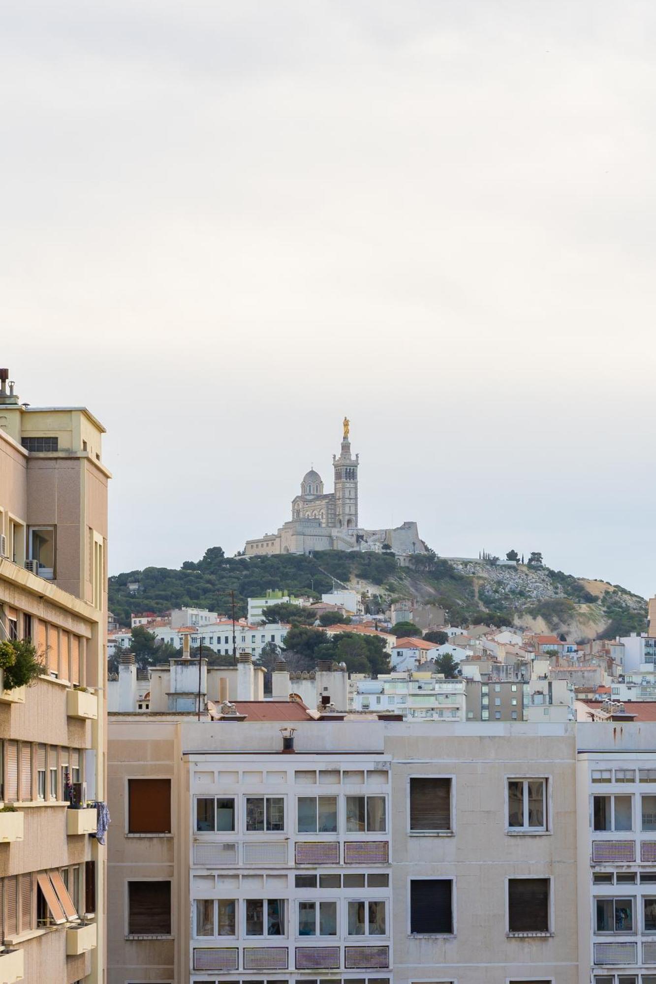 Studio Vieux-Port Vue Basilique Notre-Dame مارسيليا المظهر الخارجي الصورة